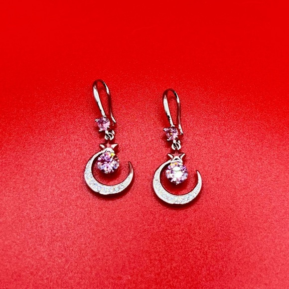 NIB Elegant S925 Sterling Silver Zircon and Pink Crescent Moon Earrings - Picture 8 of 8